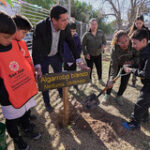 El programa el Bosque en la Escuela promueve educación y conciencia ambiental en Sarmiento