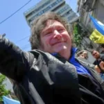 Euforia por Milei en Mar del Plata, paralizó la ciudad balnearia y habló ante una multitud