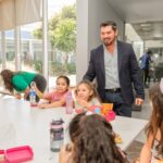 El gobernador participó de la apertura de Vacacionarte, la colonia de arte del Museo Franklin Rawson